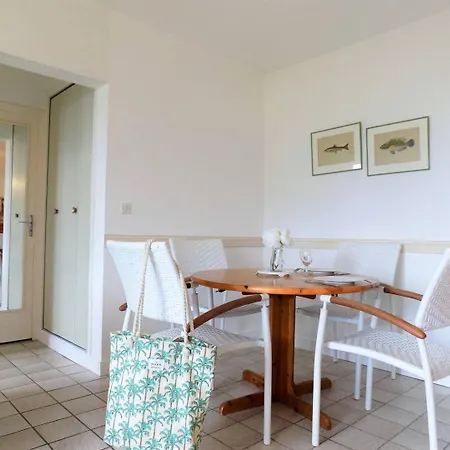 Royan - Plage Du Chay - Appartement En Rez-De-Jardin Avec Apercu Mer Exterior photo
